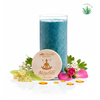 Allgäuer Heilkräuter-Kerze im Glas – Serie Achtsamkeit "Mitgefühl"


Sie ist eine der schönsten Formen, achtsam durch den Tag zu gehen.

Indem wir uns selbst achtsam begegnen und unsere Gefühle und Gedanken wahrnehmen, werden wir weicher und mitfühlender.

So können wir uns auch leichter in andere hineinversetzen, ihnen mit dem Herzen zuhören und verständnisvoll und freundlich mit ihnen sein. Statt mitzuleiden, unterstützen wir sie auf diese Weise viel wirkungsvoller.

Wir sind mehr ,,Mensch"

Mitgefühl führt von der Starre in tätige Nächstenliebe. Wir sehen, wer und was jetzt unsere Hilfe braucht - egal ob Menschen, Tiere oder ein Umweltschutzprojekt und wir beginnen, dem grossen Ganzen zu dienen.



Einladung: 

Lass das Licht der Kerze in Dein Herz strahlen, spüre die Wärme, die es durchströmt.
Räume dem Mitgefühl einen festen Platz im Tagesablauf ein, z.B. mit einem kleinen Ritual vor dem Schlafengehen:
Zünde ein Licht an und halte einen Moment inne 


Dehne dieses wohlige Gefühl um Deinen Platz herum aus und weiter um Deinen Ort, Dein Land und Deinen Kontinent, bis Du schliesslich die Welt damit umarmst.



Die Kerze enthält unter anderem Linde, Weissdorn und eine Rosentinktur mit einem mild grünen Duft.

Achtsamkeit ist eine Brücke, um vom Hier ins Jetzt zu gelangen – um genau in diesen einen Augenblick einzutauchen, der kein Gestern und kein Morgen kennt. Das Leben besteht aus diesen Augenblicken. Sich bewusst auf sie einzulassen, zentriert den Geist und hilft uns dabei, einen Raum zu betreten, der sonst von unseren Gefühlen und lärmenden Gedanken verdeckt wird und den wir deshalb oft übersehen und überhören. Wenn wir unsere Aufmerksamkeit auf uns selbst und auf das Umgebende lenken, sind wir gewahr und absolut präsent.