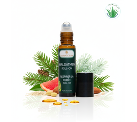 Waldatmen Roll-On BIO – Frische & Kraft der Natur für unterwegs

Der Waldatmen Roll-On BIO ist Deine praktische Aromatherapie für unterwegs. Die erfrischende und befreiende Mischung aus 100 % naturreinen ätherischen BIO-Ölen ausgewählter Nadelbäume schenkt Klarheit, Ruhe und neue Energie.

Ob im Büro, auf Reisen oder nach einem anstrengenden Tag – ein Auftrag auf Nacken, Handgelenk, Brustbein oder unter der Nase unterstützt die freie Atmung, klärt den Kopf und bringt Dich zurück in Deine innere Balance.

Die sanfte Roll-On-Textur auf Basis von wertvollen Pflanzenölen pflegt zudem die Haut und macht die Anwendung angenehm leicht und wohltuend.

✅ Duftprofil & Duftwirkung
Duftprofil: frisch, waldig, balsamisch, leicht zitrusfruchtig

Emotional: schenkt Ruhe & Vertrauen, stärkt Selbstbewusstsein, fördert innere Gelassenheit und Erdung

Körperlich: wohltuend für die Atemwege, klärend, erfrischend, belebt den Kreislauf und unterstützt das Immunsystem

Mit jedem Atemzug holst Du Dir die Kraft des Waldes direkt in Deinen Alltag. Der Waldatmen Roll-On bringt Ruhe in stressige Momente, schenkt Dir Gelassenheit und befreit Dich von innerem Druck – wie ein tiefer, klarer Atemzug mitten im Wald.
