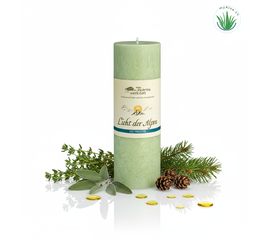 MyAloe.ch

Die Allgäuer Heilkräuterkerze "Licht der Alpen - die Frische" ist eine handgegossene, 100% pflanzliche Stearin-Kerze mit den naturreinen Essenzen von Thymian, Salbei und Fichte. Sie ist Teil einer Serie von Kerzen, die speziell auf verschiedene Lebenssituationen und Themen abgestimmt sind. Diese Kerze soll erfrischend wirken und Geborgenheit schenken, indem sie die Informationen und Schwingungen der Kräuteressenzen durch das Feuer freisetzt und so zur inneren Reinigung und Stärkung beitragen kann. 

✨ Heilkräuteressenzen und ätherische Öle: 
Die Kerze enthält Auszüge, ätherische Öle, Essenzen und Tinkturen Duftkomponenten  aus Thymian, Salbei und Fichte - sie sind auf das Lebensthema "Frische" abgestimmt und soll erfrischend und belebend wirken. . 


✔️ Symbol der Frische:
Die Kerze soll uns helfen, uns für das innere Licht zu öffnen, und kann in Zeiten, in denen frische Energie gebraucht wird, unterstützend wirken.
