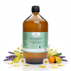 Calm & Serenity Room Spray - Rilassarsi e lasciarsi andare in modo naturale

Il Calm & Serenity Room Spray è una composizione di fragranze rilassanti a base di oli essenziali naturali puri al 100% che armonizza corpo, mente e anima.

Con note delicate di lavanda, camomilla, neroli e ylang ylang, questa raffinata fragranza crea un'atmosfera di calma, relax ed equilibrio interiore Dopo una giornata stressante, prima di andare a letto o semplicemente per lasciarsi andare alla quotidianità, questo spray naturale per ambienti trasforma qualsiasi stanza in un'oasi di serenità.

Gli ingredienti puramente vegetali provengono da coltivazioni biologiche controllate o da raccolte selvatiche sostenibili e sono accuratamente imbottigliati a mano in Svizzera. Senza additivi sintetici, test sugli animali e fragranze artificiali, per un benessere puro nella sua forma più naturale.

✨ Benefici chiave ¹⁾
✔️ Promuove calma e serenità - armonizza le emozioni e calma il sistema nervoso
✔️ Naturale e vegano - oli essenziali naturali puri al 100% senza additivi sintetici
✔️ Effetto rapido - bastano pochi spruzzi, per rilassarsi sensibilmente
✔️ Uso versatile - ideale per soggiorni, camere da letto, uffici o studi di yoga