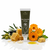 Unguento alla calendula – Trattamento lenitivo per pelli sensibili e stressate
Myaloe.ch

Protezione naturale. Rigenerazione delicata. Cura tradizionale.
La pomata alla calendula di ECHT NATUR è un classico collaudato della cura naturale della pelle e non dovrebbe mancare in nessuna farmacia domestica ben fornita. È prodotta artigianalmente in Svizzera secondo ricette tradizionali e a base di fiori di calendula (Calendula officinalis), raccolti con cura nella regione naturale di Flüeli-Ranft

Grazie alla combinazione di olio d'oliva di alta qualità, cera d'api ed estratti vegetali, l'unguento ha un effetto protettivo, lenitivo e rigenerante È ideale per la pelle sensibile, screpolata o irritata, nonché come trattamento di supporto in caso di cicatrici, piccole ferite, geloni, lacerazioni o lievi ustioni

Ogni lotto è un prodotto naturale autentico: le lievi differenze di colore e consistenza sono espressione della produzione artigianale e della qualità delle materie prime naturali.

L'unguento alla calendula non solo cura la tua pelle, ma ti dà anche fiducia nel potere della natura Ogni applicazione ti mette in contatto con la tradizionale conoscenza delle piante medicinali, con un attento lavoro manuale e con la rassicurante sensazione di dare alla tua pelle esattamente ciò di cui ha bisogno: in modo delicato, sincero ed efficace.