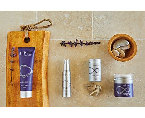 infinite by Forever - drei Hautpflegeprodukte und ein Nahrungsergänzungsmittel unterstützen Anti-Aging von innen und aussen