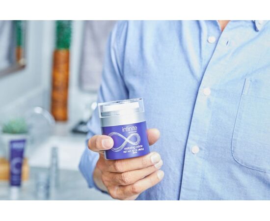 Forever infinite restoring crème - hilft Deiner Haut, sich über Nacht optimal zu regenerieren und zu revitalisieren