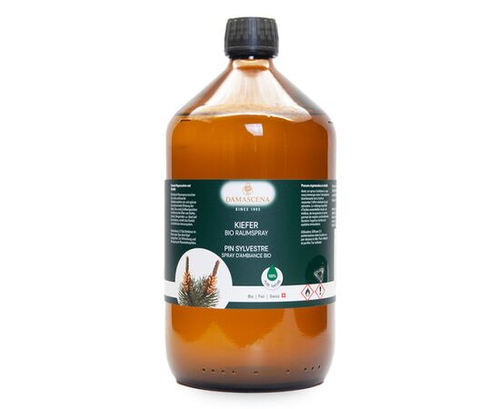 Kiefer Raumspray - Frische, Kraft & Waldatmosphäre für Dein Zuhause


Spüre die regenerierende Kraft des Waldes in jedem Atemzug.
Der Kiefer Raumspray BIO bringt die Energie des Waldes direkt in deine Räume. Die harmonische Duftkomposition aus 100 % naturreinen ätherischen BIO-Ölen von Kiefer, Latschenkiefer, Bergamotte, Lärche, Kardamom und Zeder wirkt vitalisierend, stärkend und erfrischend. Schon wenige Sprühstösse genügen, um die Luft zu reinigen, unangenehme Gerüche zu neutralisieren und ein Gefühl von Reinheit, Geborgenheit und Leichtigkeit zu schaffen.

Ob zu Hause, im Büro, Hotel, SPA oder in der Praxis – der frisch-harzige, waldige Duft erinnert an einen ausgiebigen Spaziergang im Wald und schenkt dir neue Energie, Balance und Wohlbefinden.