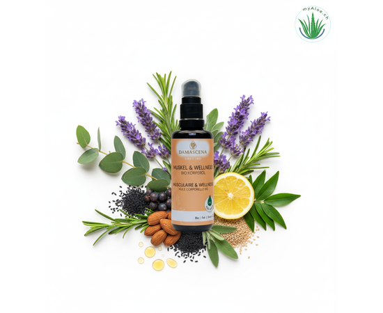 ⭐ Ein kraftvoller Synergiekomplex aus Pflanzen- und ätherischen BIO-Ölen:
✅ Jojobaöl BIO – feuchtigkeitsspendend & hautausgleichend
✅ Sesamöl BIO – wärmend & durchblutungsfördernd
✅ Mandelöl BIO – sanft pflegend & beruhigend
✅ Schwarzkümmelöl BIO – stärkend & zellregenerierend
✅ Zitronenöl BIO – klärend, vitalisierend
✅ Eukalyptusöl BIO – befreiend & erfrischend
✅ Ravintsaraöl BIO – stärkend für Immunsystem & Nerven
✅ Lavendelöl BIO – entspannend & hautberuhigend
✅ Rosmarinöl BIO – durchblutungsfördernd & aktivierend
✅ Muskatellersalbeiöl BIO – harmonisierend & muskelentkrampfend
✅ Wacholderbeerenöl BIO – reinigend & ausleitend