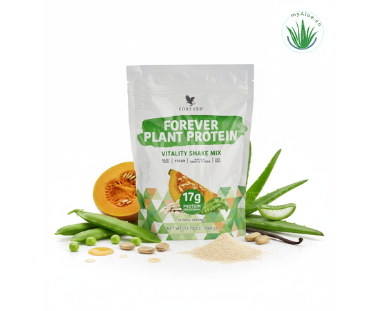 Forever Plant Protein


Mit 17 Gramm Protein pro Portion ist Forever Plant Protein eine vegane Formel, die frei von Milchprodukten und Soja ist. Es hat einen köstlichen Vanillegeschmack und hat im Vergleich zu anderen pflanzenbasierten Proteinen eine weiche und nicht körnige Textur. Das Erbsen- und Kürbisprotein trägt zur Funktion normaler Knochen und zum Wachstum und Erhalt der Muskelmasse bei.


DIE PERFEKTE PFLANZLICHE EIWEISSQUELLE: FOREVER PLANT PROTEIN

Unser Körper braucht Proteine – unter anderem für den Stoffwechsel und natürlich für den Aufbau von Knochen und Muskeln. Die lebensnotwendigen Eiweisse stecken zum Glück in vielen Nahrungsmitteln, aber nicht überall und auch nicht in gleicher Menge. Wer sich nur rein pflanzlich ernähren will, muss keinen Mangel leiden, aber sollte etwas Recherche betreiben: Hülsenfrüchte, Bohnen und Samen sind zum Beispiel echte Protein-Booster. Besonders einfach gelingt die Protein-Zufuhr mit FOREVER PLANT PROTEIN: die neue, rein pflanzliche und damit vegane Eiweissquelle von Forever! 

Mixe Dir jetzt Deinen leckeren Protein-Shake und versorge Dich bei jedem Shake mit 17 Gramm hochwertigem Eiweiss – natürlich frei von Gentechnik.