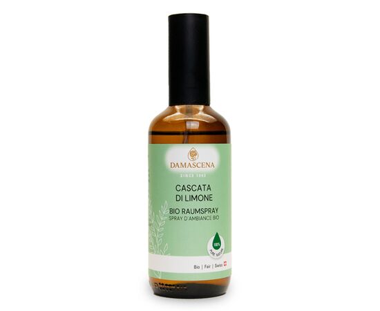 Cascata di Limone Room Spray - Freschezza solare e nuova energia


La Cascata di Limone room spray porta la radiosa leggerezza dell'estate direttamente a casa vostra. Con la sua composizione acidula di limone, pompelmo, bergamotto e legno di linalo, ha un effetto rinfrescante, chiarificante e rivitalizzante. Un compagno ideale se si vuole portare freschezza, concentrazione e un'atmosfera solare nella vita di tutti i giorni, a casa, in ufficio o negli spazi pubblici.

Questo spray per ambienti 100% naturale è amorevolmente riempito a mano in Svizzera e non contiene additivi sintetici.



✅ 4 benefici chiave in sintesi
✔️ Rinfrescante e rivitalizzante - ideale per la concentrazione, l'energia e il buon umore
✔️ Naturale e biologico - oli essenziali naturali puri al 100%, vegan e cruelty-free
✔️ Versatile - per spazi abitativi, ambienti di lavoro, spa e sale di terapia
✔️ Riempito a mano in Svizzera - produzione sostenibile e massima qualità