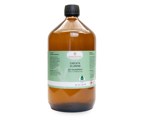 Cascata di Limone Raumspray - Sonnige Frische & neue Energie


Das Cascata di Limone Raumspray bringt die strahlende Leichtigkeit des Sommers direkt in Dein Zuhause. Mit seiner spritzigen Komposition aus Zitrone, Grapefruit, Bergamotte und Linaloeholz wirkt es erfrischend, klärend und belebend. Ein idealer Begleiter, wenn Du Frische, Konzentration und eine sonnige Atmosphäre in Deinen Alltag bringen möchtest – ob zu Hause, im Büro oder in öffentlichen Räumen.

Dieses 100 % naturreine Raumspray wird in der Schweiz liebevoll von Hand abgefüllt und enthält keinerlei synthetische Zusätze.



✅ 4 Schlüsselvorteile auf einen Blick
✔️ Erfrischend & belebend – ideal für Konzentration, Energie & gute Laune
✔️ Natürlich & BIO – 100 % naturreine ätherische Öle, vegan & tierversuchsfrei
✔️ Vielseitig einsetzbar – für Wohnräume, Arbeitsumgebungen, SPA & Therapieräume
✔️ Handabgefüllt in der Schweiz – nachhaltige Herstellung & höchste Qualität