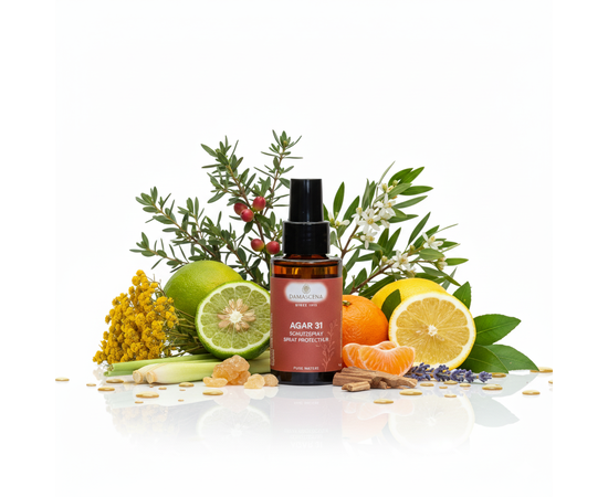 Agar 31 spray protettivo - il vostro compagno naturale per l'energia, la protezione e l'equilibrio
myaloe.ch

Secondo la medicina tibetana - con il potere di 31 oli essenziali
Lo spray protettivo Agar 31 è molto più di un semplice profumo per ambienti: è un potente elisir protettivo ed energetico che armonizza corpo, mente e ambiente. Realizzato secondo i principi della medicina tibetana, combina l'essenza di 31 oli vegetali puri provenienti da radici, foglie, corteccia e fiori - in una ricetta collaudata da secoli.

Questa composizione ha un'azione protettiva ed energetica che si estende a tutto il corpo e all'ambiente.

Questa composizione ha un effetto pulente, rinforzante e armonizzante, tiene lontane le energie negative, i virus, i batteri e i cattivi odori e allo stesso tempo dona chiarità, calma e vitalità

Ideale per tutti coloro che vogliono sentirsi protetti, radicati e circondati da energia positiva nella vita quotidiana.



✅ I tuoi 4 benefici chiave con Agar 31 Spray Protettivo BIO
✔️ Proteggere e purificare: Neutralizza le energie negative, i batteri e i virus presenti nell'aria della stanza
✔️ Energizzante e riequilibrante: Favorisce la concentrazione, la gioia di vivere e la forza mentale
✔️ Medicina tibetana: Formula collaudata con 31 oli essenziali di piante medicinali
✔️ Versatile e delicato: 100% naturale, vegano, cruelty-free e riempito a mano in Svizzera