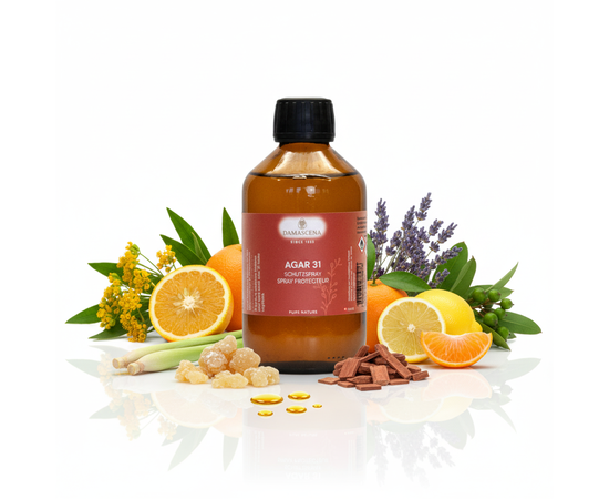 Agar 31 Schutzspray – Dein natürlicher Begleiter für Energie, Schutz & Balance
myaloe.ch

Nach tibetischer Medizin – mit der Kraft von 31 ätherischen Ölen
Der Agar 31 Schutzspray ist weit mehr als ein Raumduft: Er ist ein kraftvolles Schutz- und Energie-Elixier, das Körper, Geist und Umgebung harmonisiert. Nach den Prinzipien der tibetischen Medizin hergestellt, vereint er die Essenz von 31 reinen Pflanzenölen aus Wurzeln, Blättern, Rinden und Blüten – in einer über Jahrhunderte bewährten Rezeptur.

Diese Komposition wirkt reinigend, stärkend und harmonisierend, hält negative Energien, Viren, Bakterien und unangenehme Gerüche fern und schenkt Dir gleichzeitig Klarheit, Ruhe und Lebenskraft.

Ideal für alle, die sich im Alltag geschützt, geerdet und mit positiver Energie umgeben möchten.



✅ Deine 4 Schlüsselvorteile mit Agar 31 Schutzspray BIO
✔️ Schützend & reinigend: Neutralisiert negative Energien, Bakterien & Viren in der Raumluft
✔️ Energetisierend & ausgleichend: Unterstützt Konzentration, Lebensfreude & mentale Stärke
✔️ Tibetische Heilkunde: Bewährte Rezeptur mit 31 ätherischen Ölen aus Heilpflanzen
✔️ Vielseitig & sanft: 100% naturrein, vegan, tierversuchsfrei & handabgefüllt in der Schweiz
