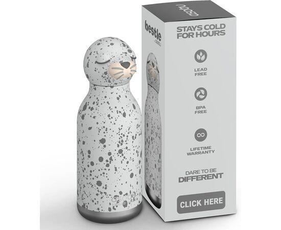 ❤️Warum Kinder (und Eltern) die Bestie Bottle lieben
✅ Fördert gesunde Trinkgewohnheiten durch spielerische Motivation

✅ Nachhaltige Alternative zu Einwegflaschen

✅ Kindgerecht, sicher und leicht zu reinigen

✅ Sammelspass mit austauschbaren Tierköpfen

myaloe.ch
⭐ Produktdetails Asobu Bestie ZIPPY The Seal
Produkttyp: Isolierflasche / Kindertrinkflasche
Volumen: 460 ml
Material: Doppelwandiger Edelstahl & Silikon
Frei von: BPA & Blei
Isolierung: Doppelwandige Vakuumisolierung
Warmhaltezeit: bis 12 Stunden
Kalthaltezeit: bis 24 Stunden
Verschluss: Auslaufsicherer Drehverschluss mit Silikon-Strohhalm
Masse: 20.3 cm Höhe × 7.6 cm Durchmesser
Gewicht: ca. 340 g
Pflege: Alle Teile abnehmbar, leicht zu reinigen
Extras: inkl. Reinigungsbürste
Reinigung: Spülmaschinengeeignet (oberer Korb); Silikonkopf & Strohhalm von Hand spülen